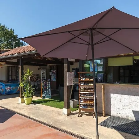 Camping Les Cigales *** - Maeva Camping *